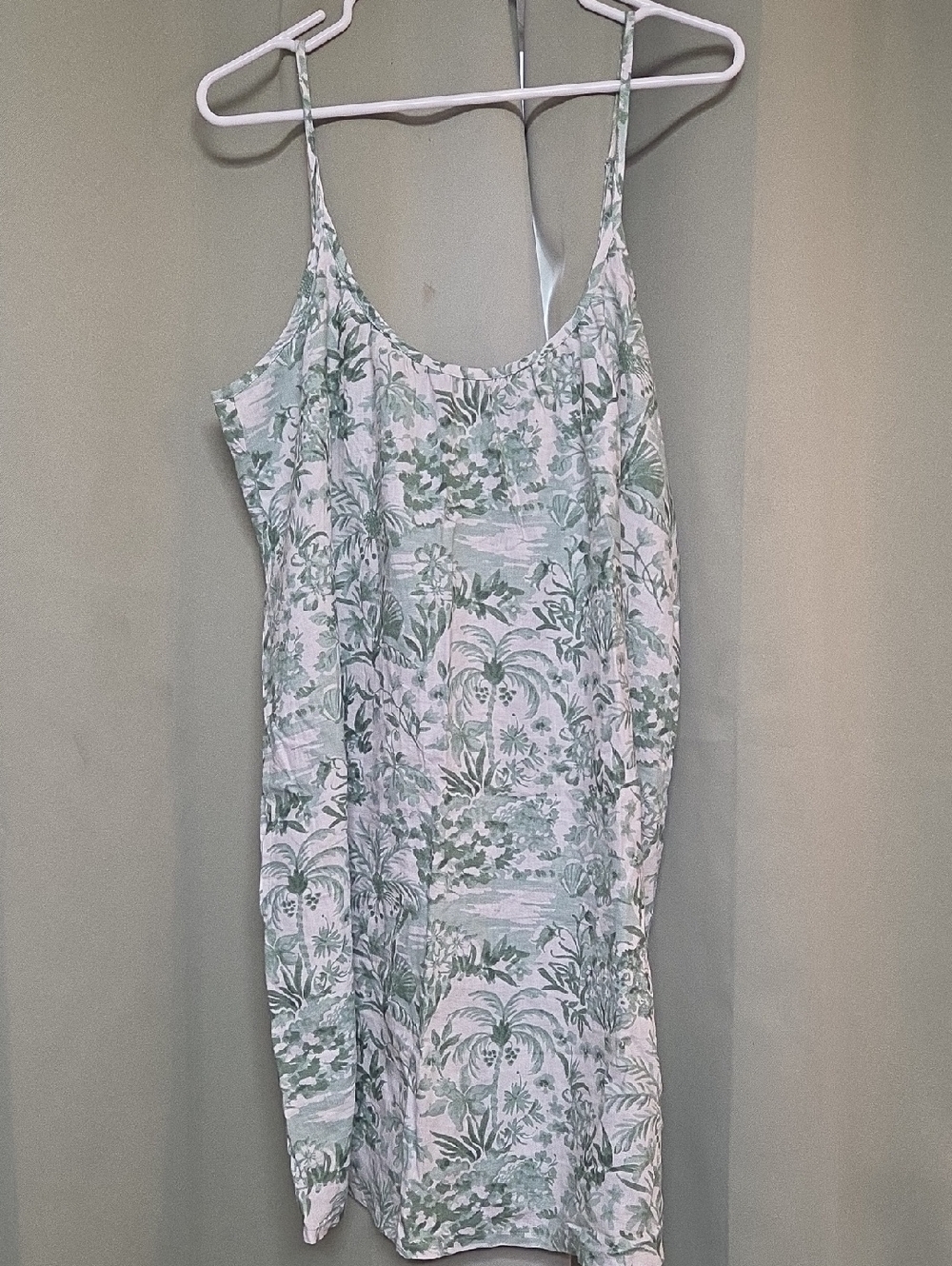 Green and White Tropical  Nightgown